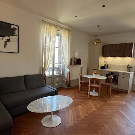 T2 Lumineux Avec Wifi, Dans Palace Historique Pour 1/2 Personnes - Fr-1-555-46 Lägenhet