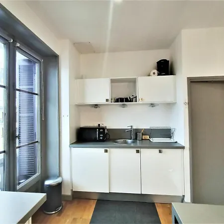 Appartement Aix-les-bains, 2 Pièces, 2 Personnes - Fr-1-555-46 Aix-les-Bains