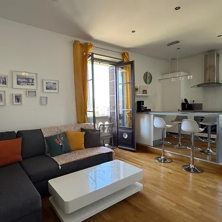 T2 Lumineux Avec Wifi, Dans Palace Historique Pour 1/2 Personnes - Fr-1-555-46