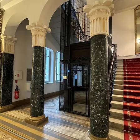 아파트 T2 Lumineux Avec Wifi, Dans Palace Historique Pour 1/2 Personnes - Fr-1-555-46 엑스레뱅